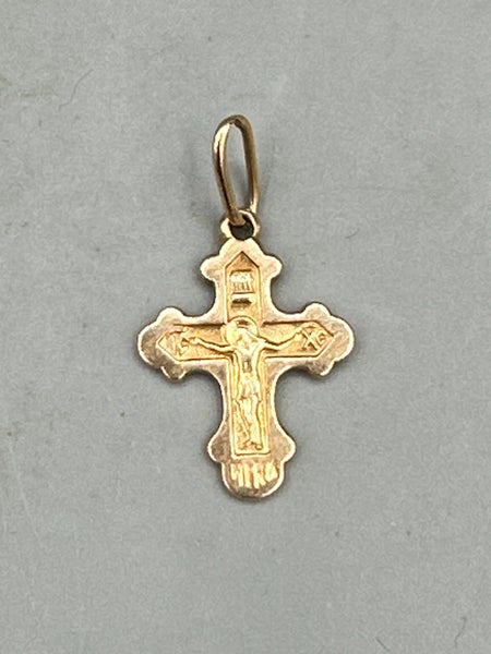 Kultainen Risti-riipus